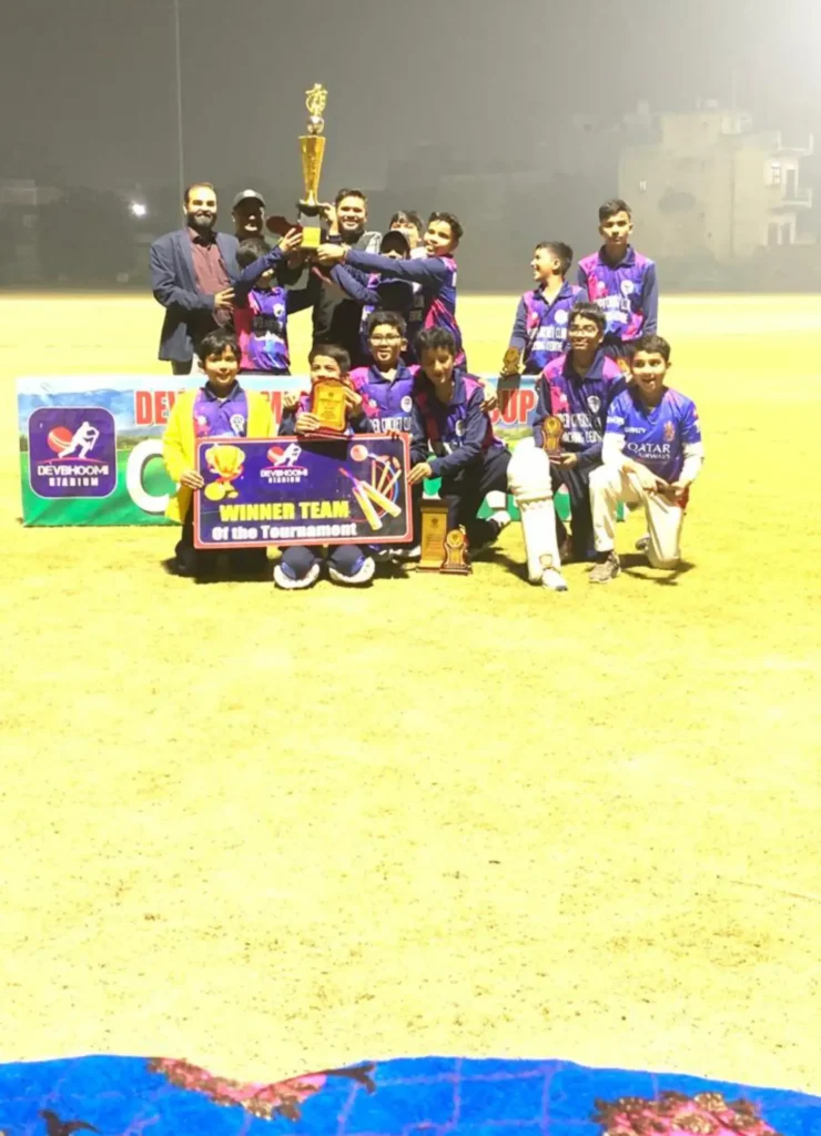 Academy-partner-trophy-banner-winner-dsf